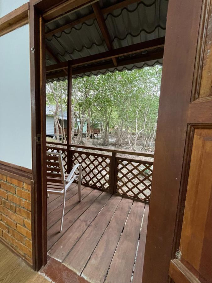 Api-Api Eco Chalet パンタイ・コック エクステリア 写真